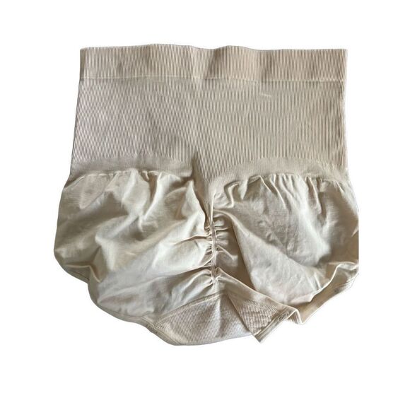 NWT Wacoal Cool Definition 3 Levels of Cooling Control Shape Brief - Picture 4 of 4